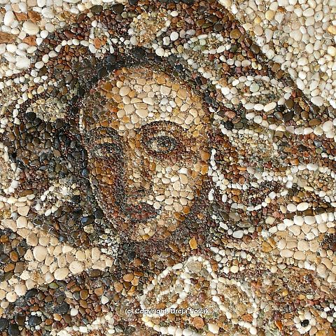 Gea Mosaic